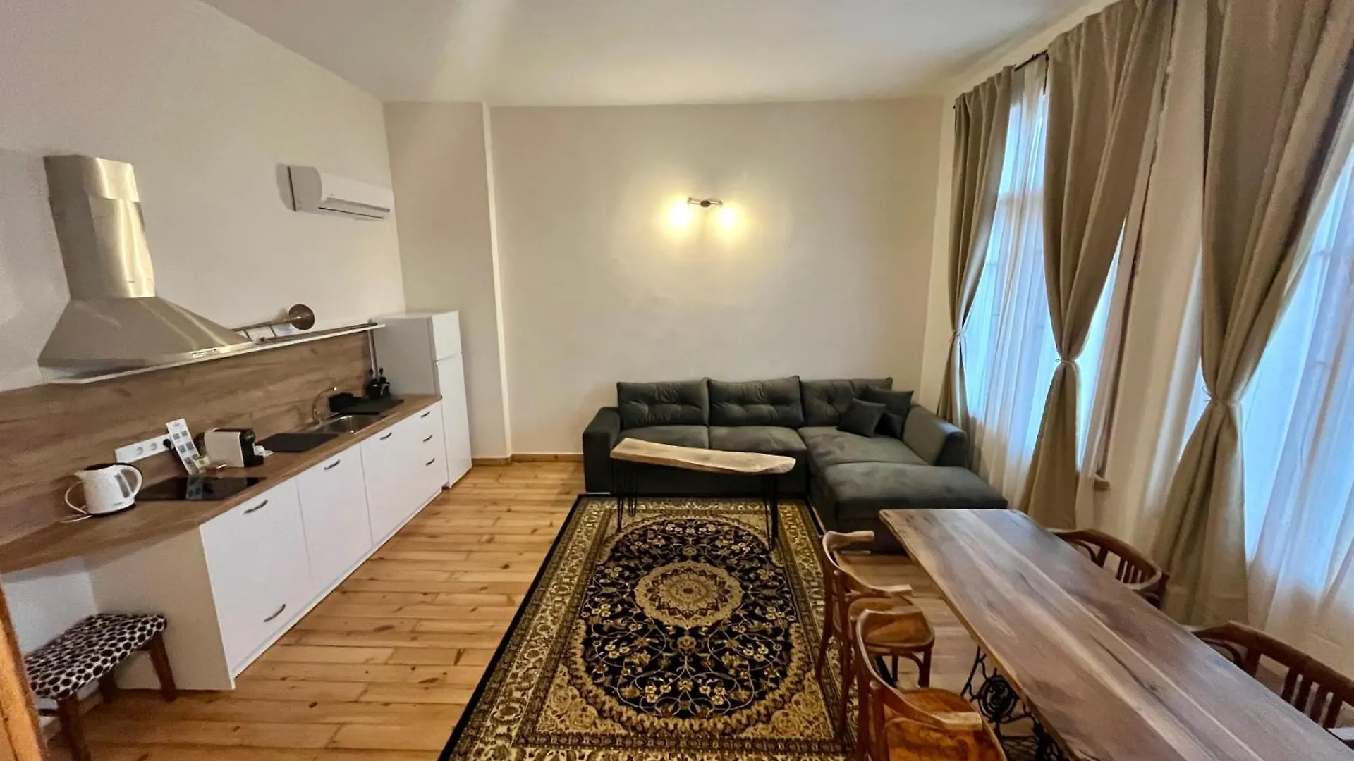 Skyler Vintage Apartments Plovdiv Guest house